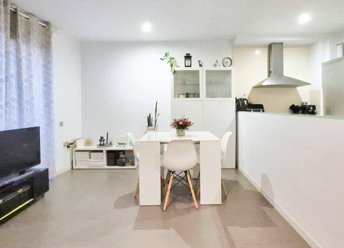 Kitchen of Flat for sale in Terrassa  with Air Conditioner, Heating and Terrace