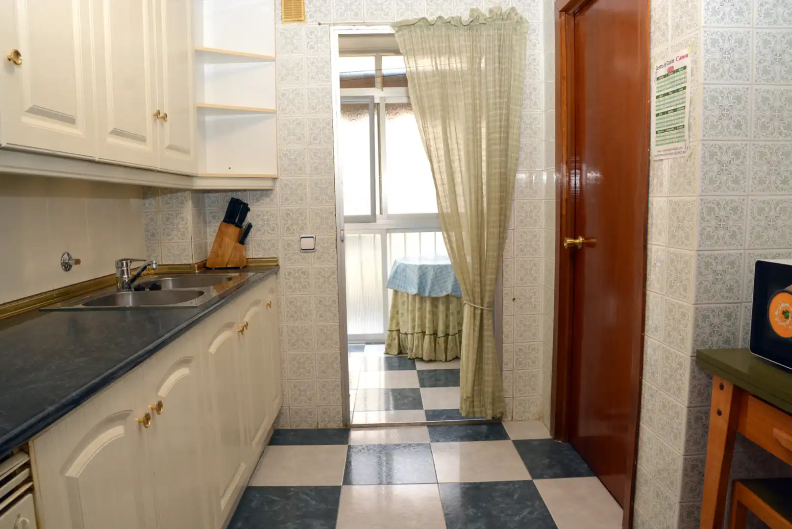 Cuina de Pis en venda en Alcalá de Henares amb Calefacció, Terrassa i Piscina