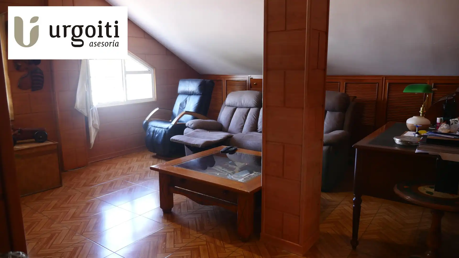 Sala de estar de Casa adosada en venta en Melilla con Aire acondicionado, Parquet y Terraza