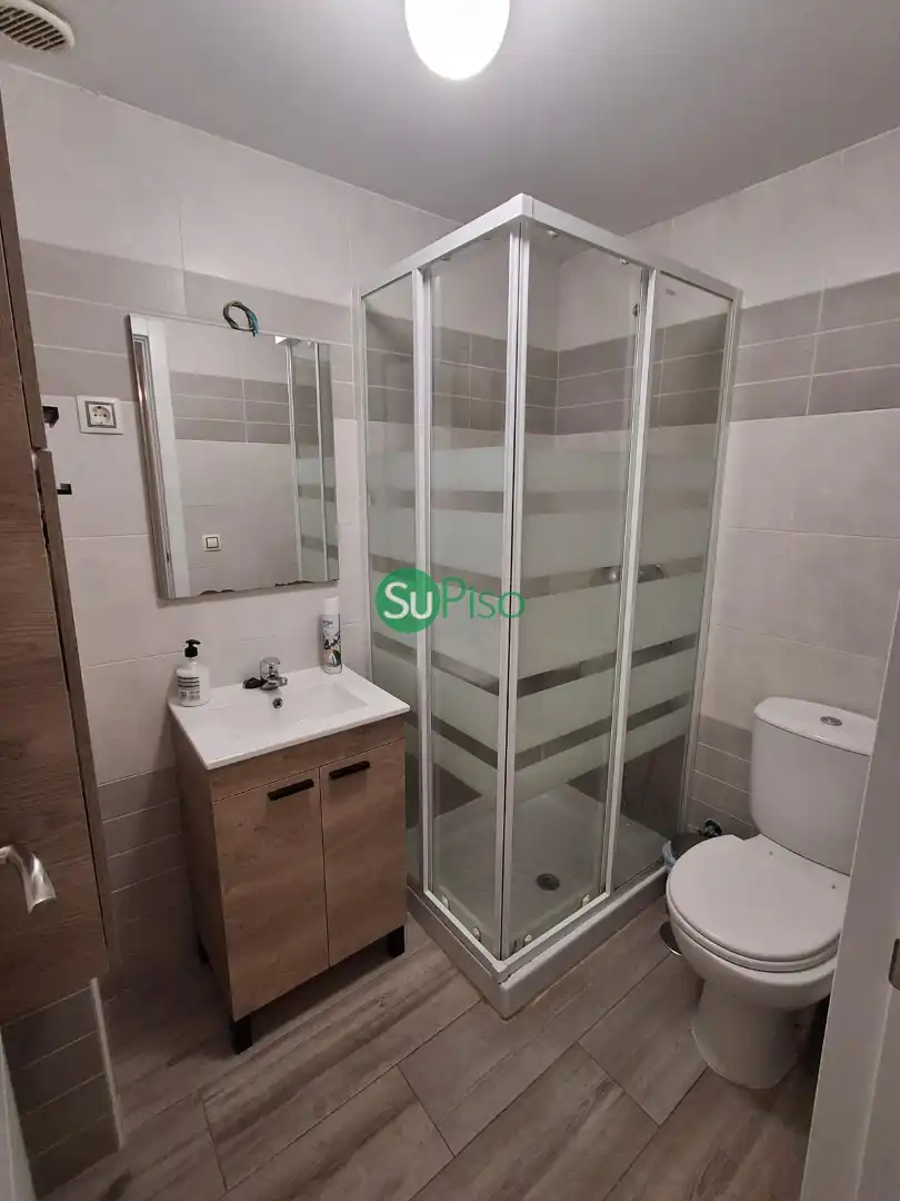 Baño de Piso en venta en Yuncler con Terraza