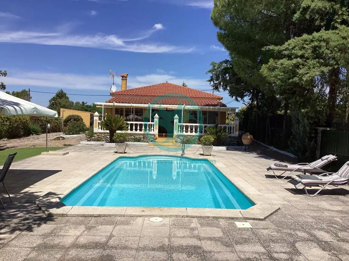 Piscina de Casa o chalet en venta en Casar de Cáceres con Aire acondicionado, Calefacción y Jardín privado