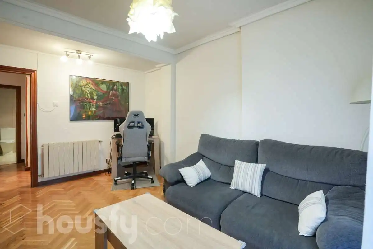 Wohnung zum Verkauf in Cl. Chantada, Pilar