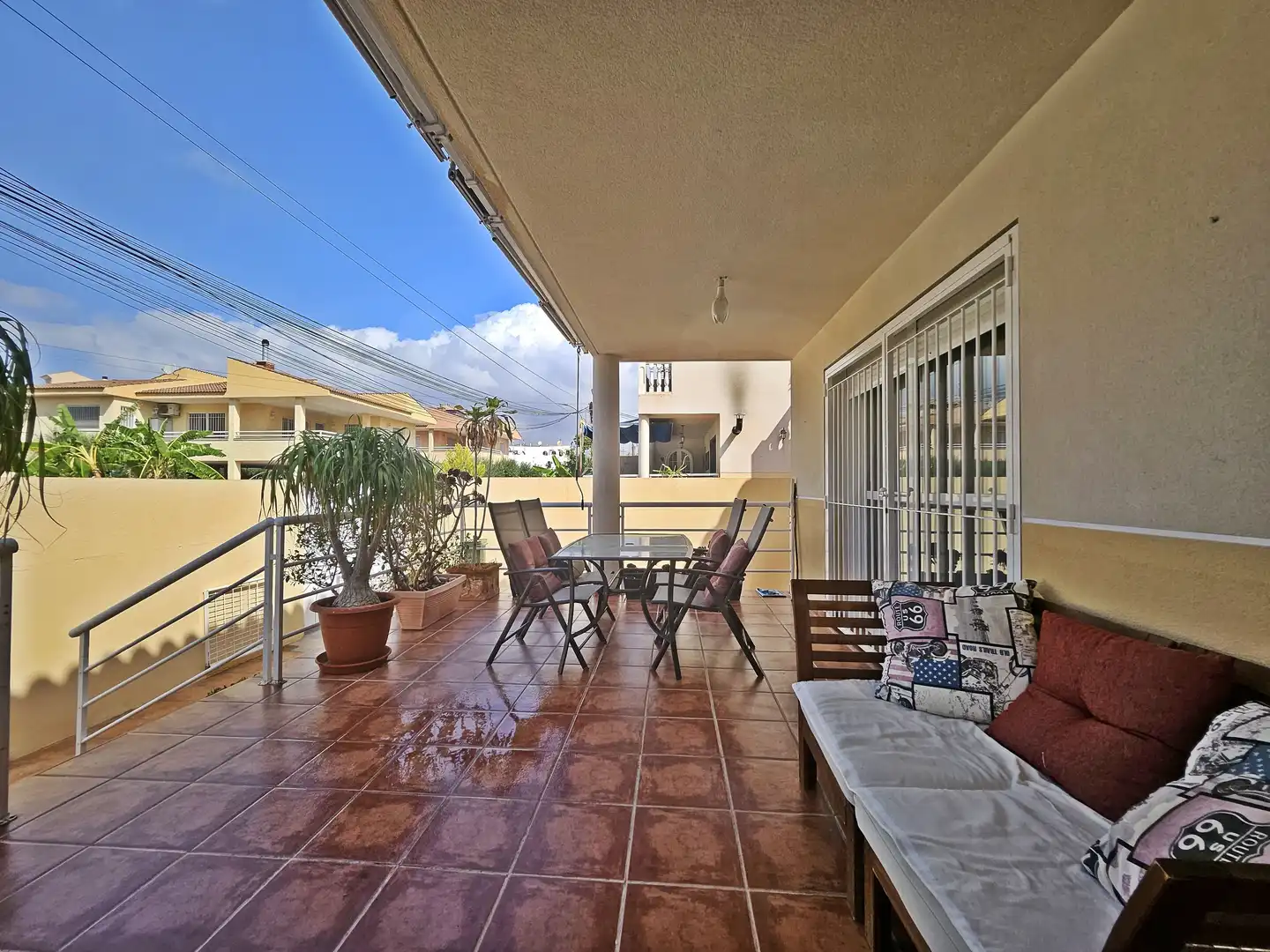 Terrassa de Casa o xalet en venda en Calabardina