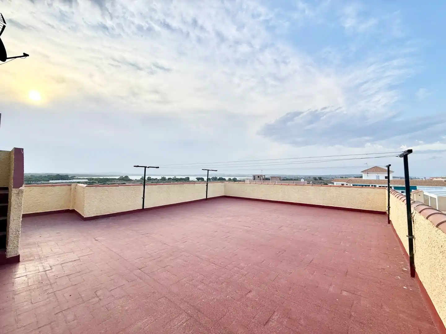 Terraza de Estudio de alquiler en Torrevieja con Aire acondicionado, Piscina y Amueblado
