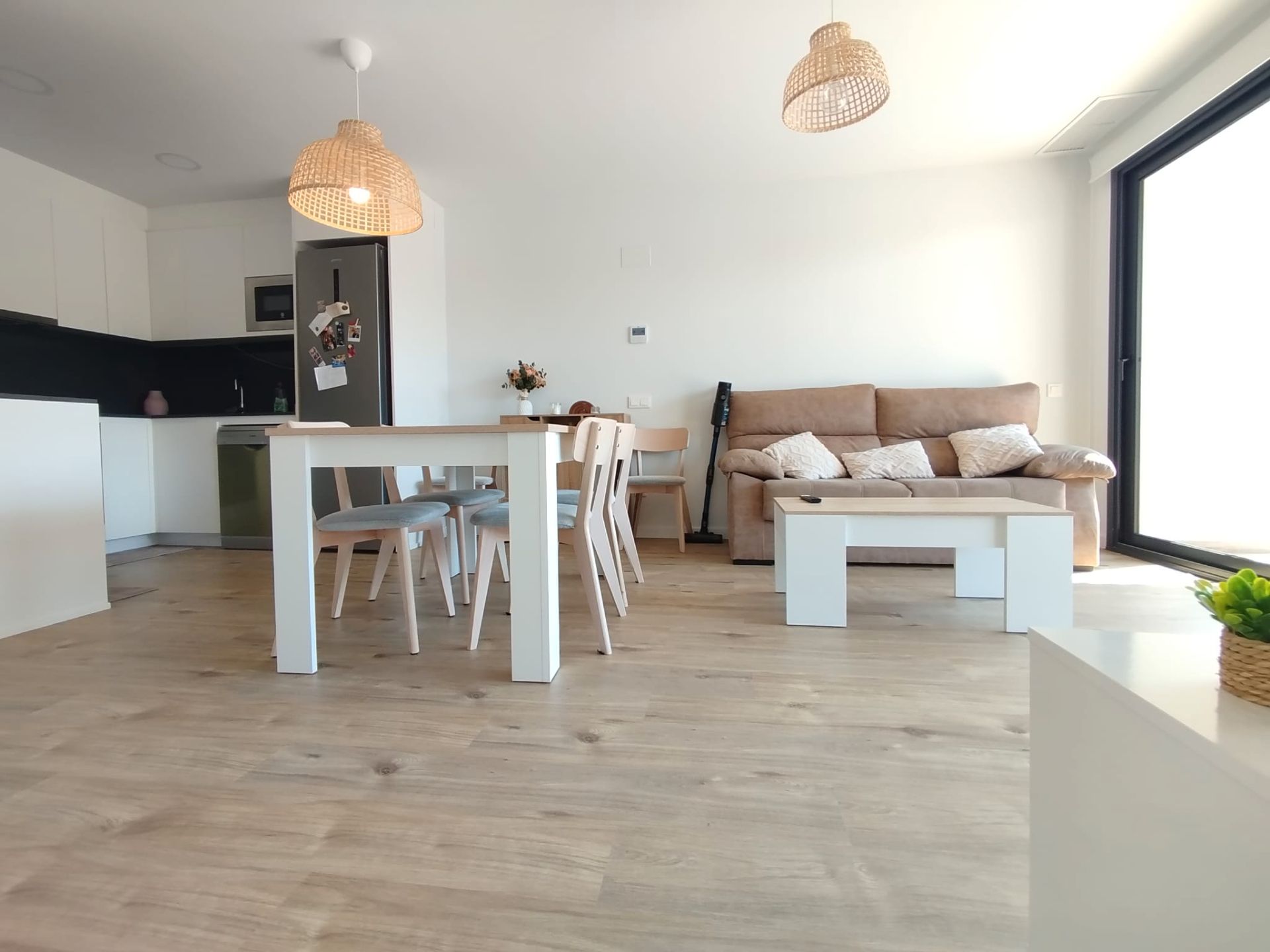 Living room of Flat for sale in Badalona  with Air Conditioner, Heating and Parquet flooring