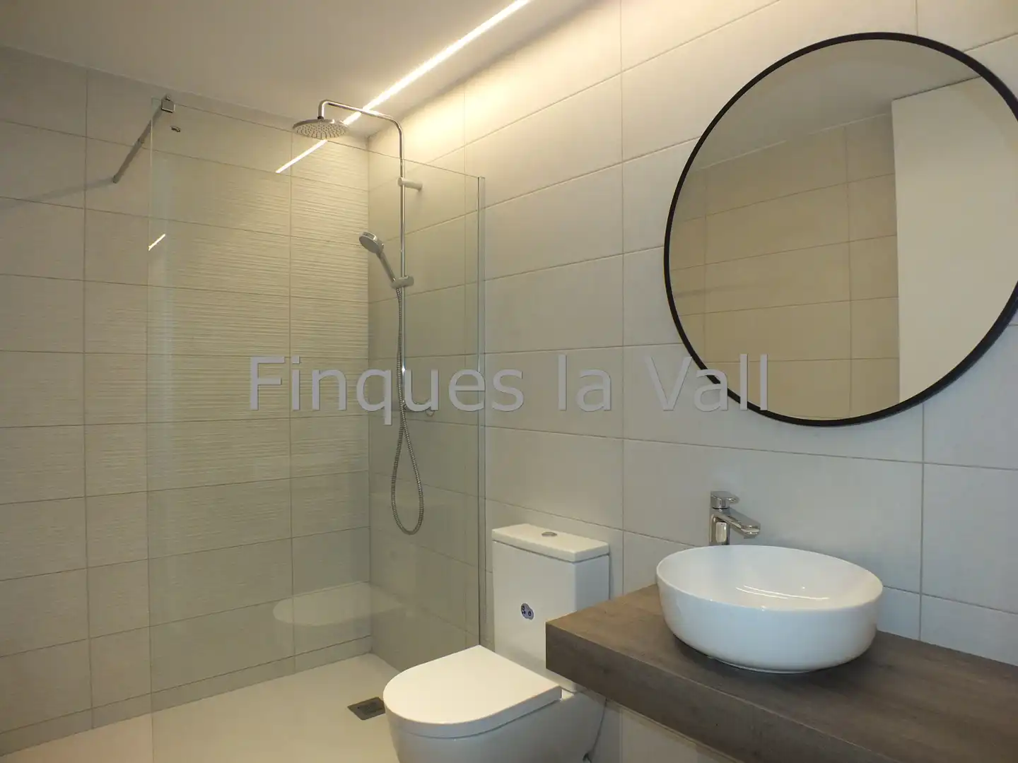 Baño de Dúplex en venta en Taradell con Calefacción, Terraza y Horno