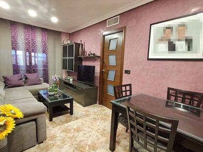 Living room of Flat for sale in  Córdoba Capital  with Air Conditioner, Heating and Terrace