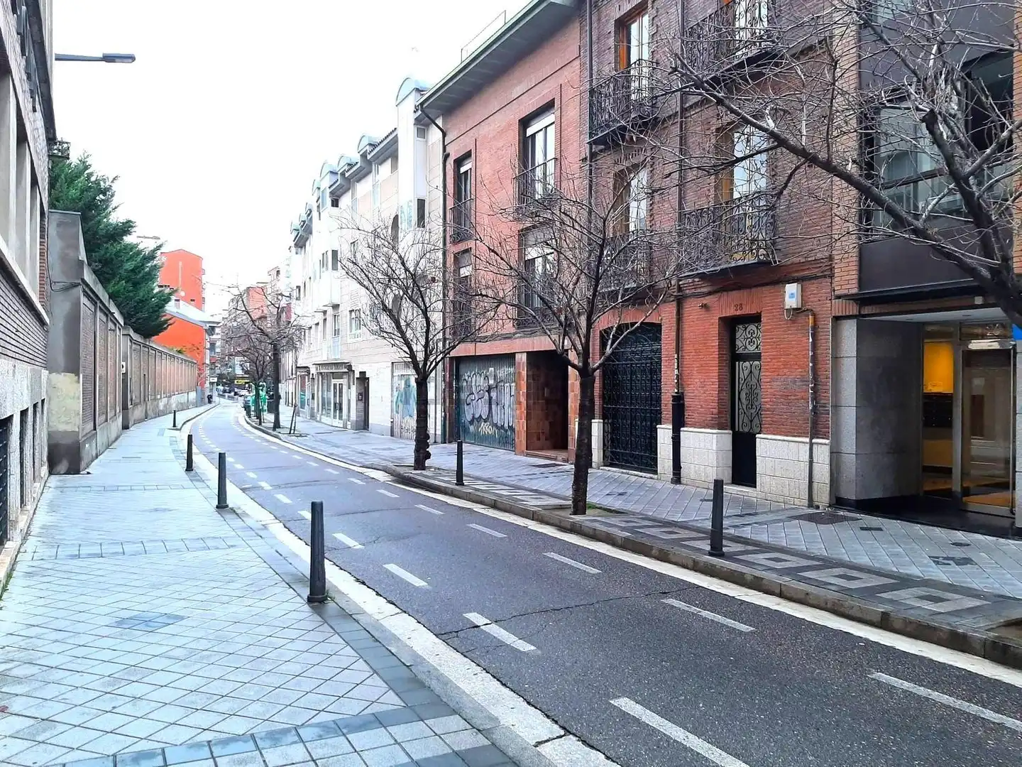 Außenansicht von Wohnungen zur Miete in Valladolid mit Heizung und Balkon