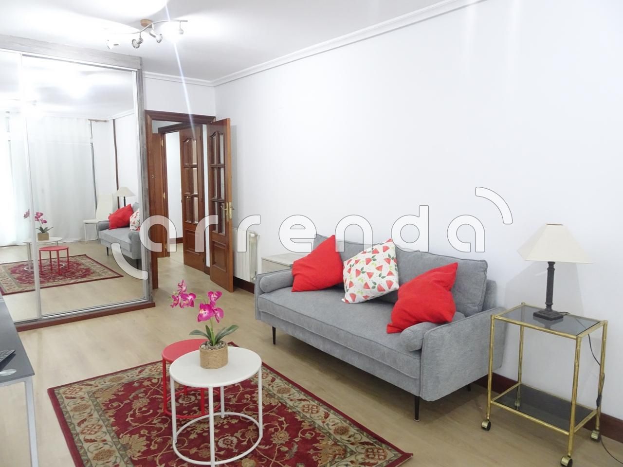 Dormitori de Pis de lloguer en Santander amb Calefacció, Parquet i Terrassa