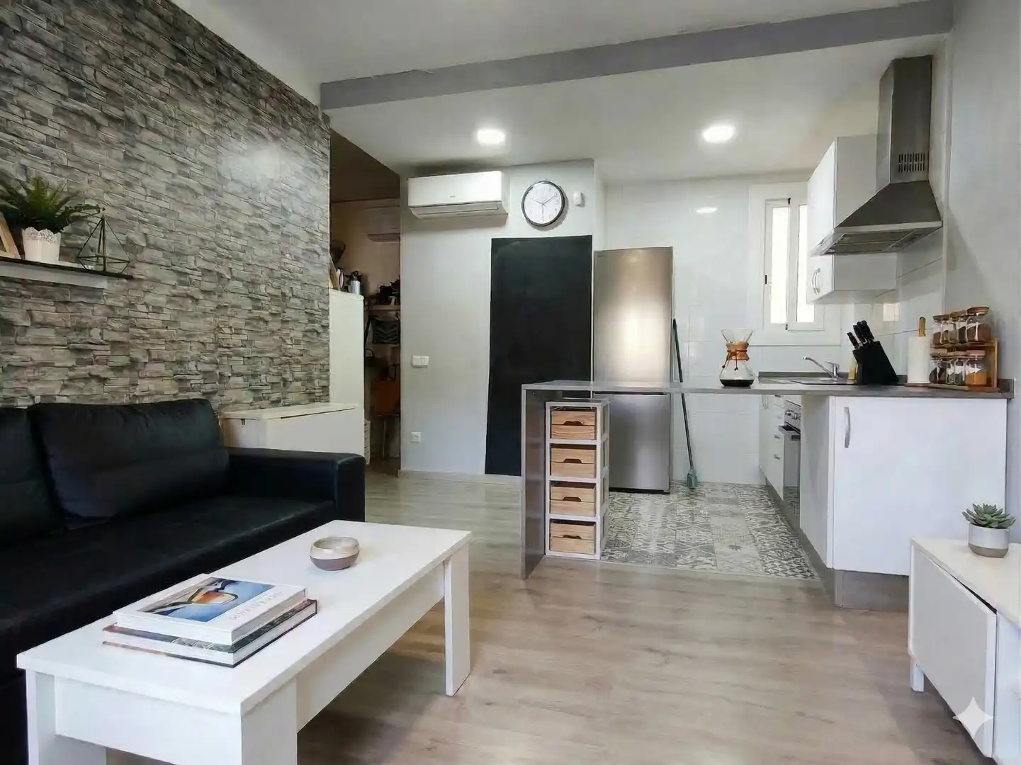 Küche von Wohnung zum Verkauf in Caldes de Montbui mit Klimaanlage und Heizung