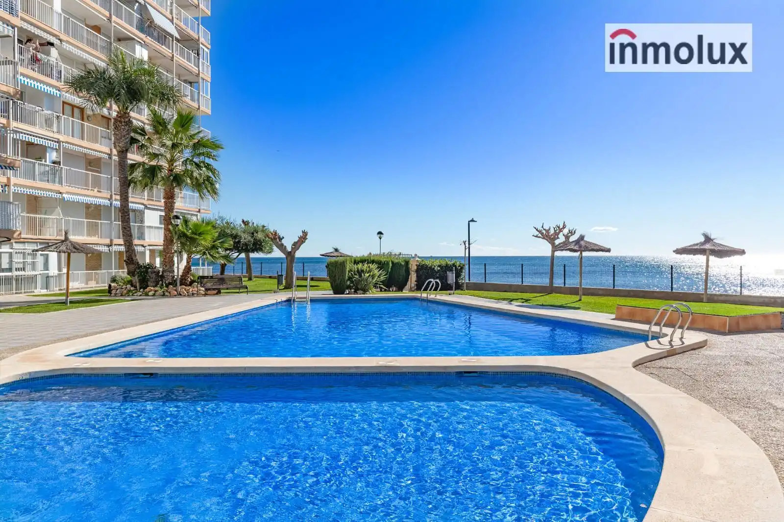 Schwimmbecken von Wohnung zum Verkauf in El Campello mit Klimaanlage, Terrasse und Schwimmbad