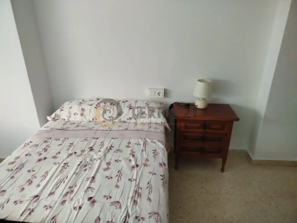 Habitación de Piso de alquiler en Jaén con Amueblado