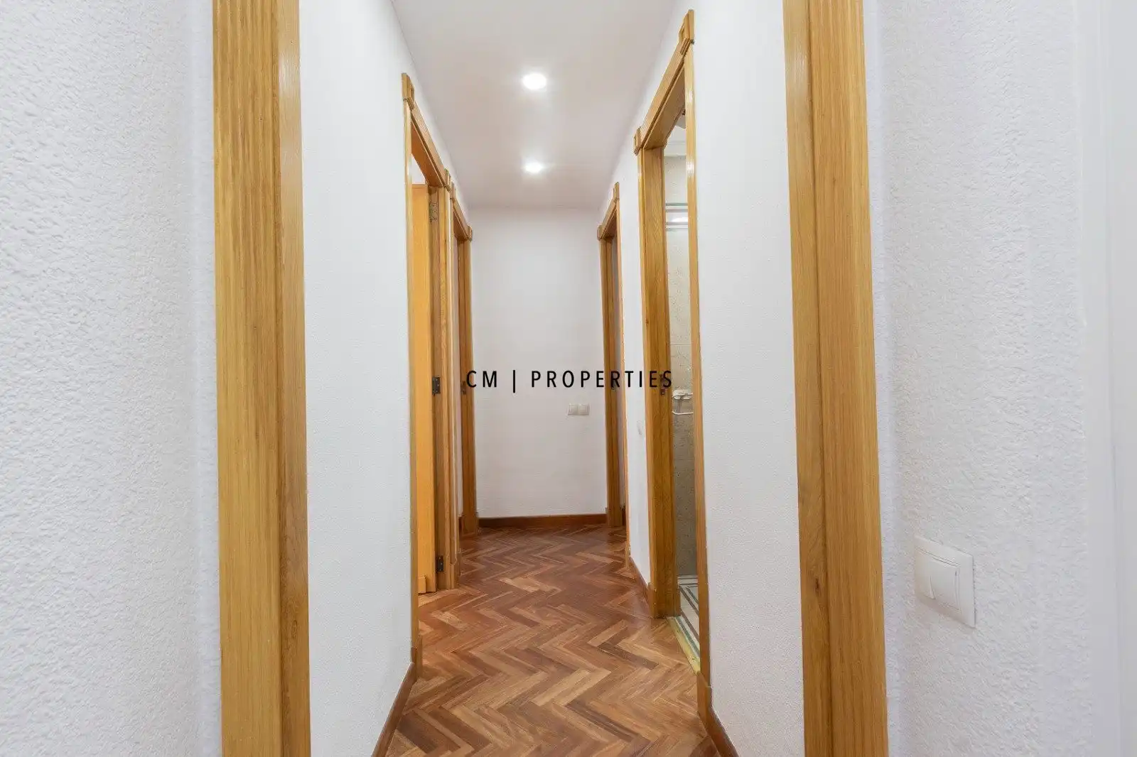 Flat for rent in Valencia  with Air Conditioner, Heating and Storage room