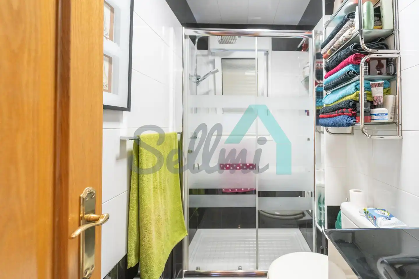 Badezimmer von Wohnung zum Verkauf in Mieres (Asturias) mit Heizung, Abstellraum und Möbliert