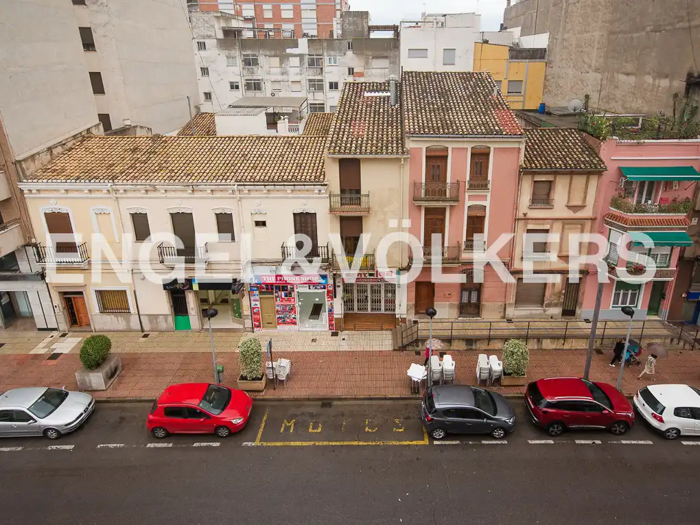 Vista exterior de Apartament en venda en Vila-real amb Calefacció i Balcó