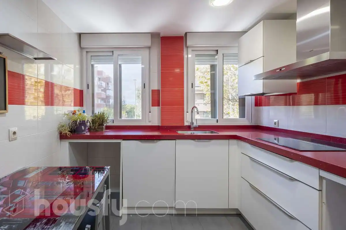 Flat for rent in Avenida de Madrid, Santa Bárbara - La Zaporra