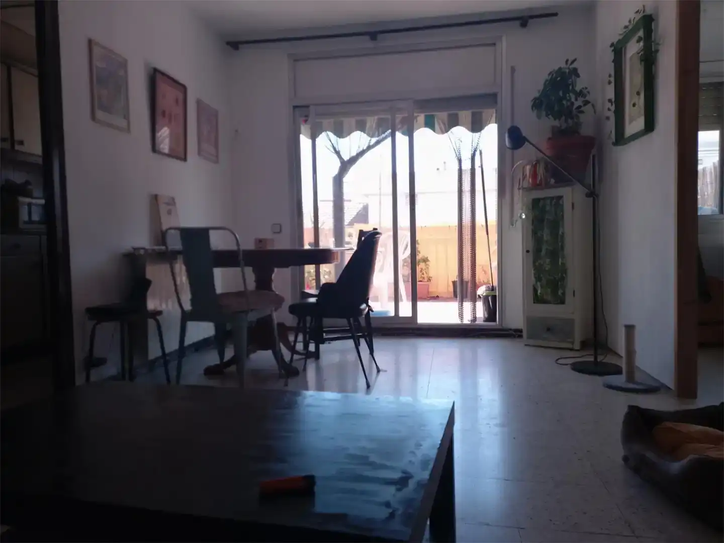 Sala de estar de Ático para compartir en Barcelona con Aire acondicionado, Amueblado y Lavadora