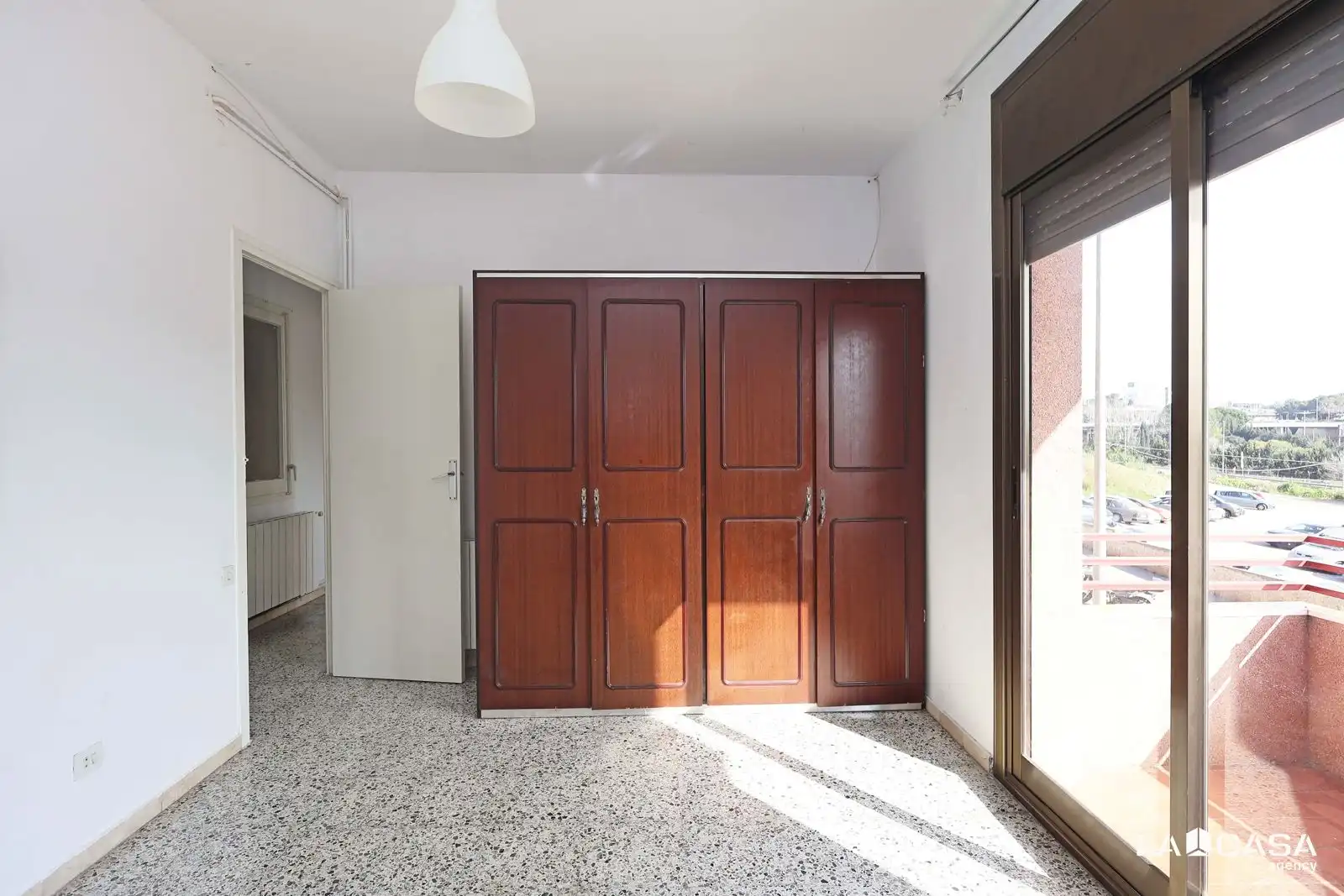 Piso en venta en Esplugues de Llobregat con Calefacción y Balcón