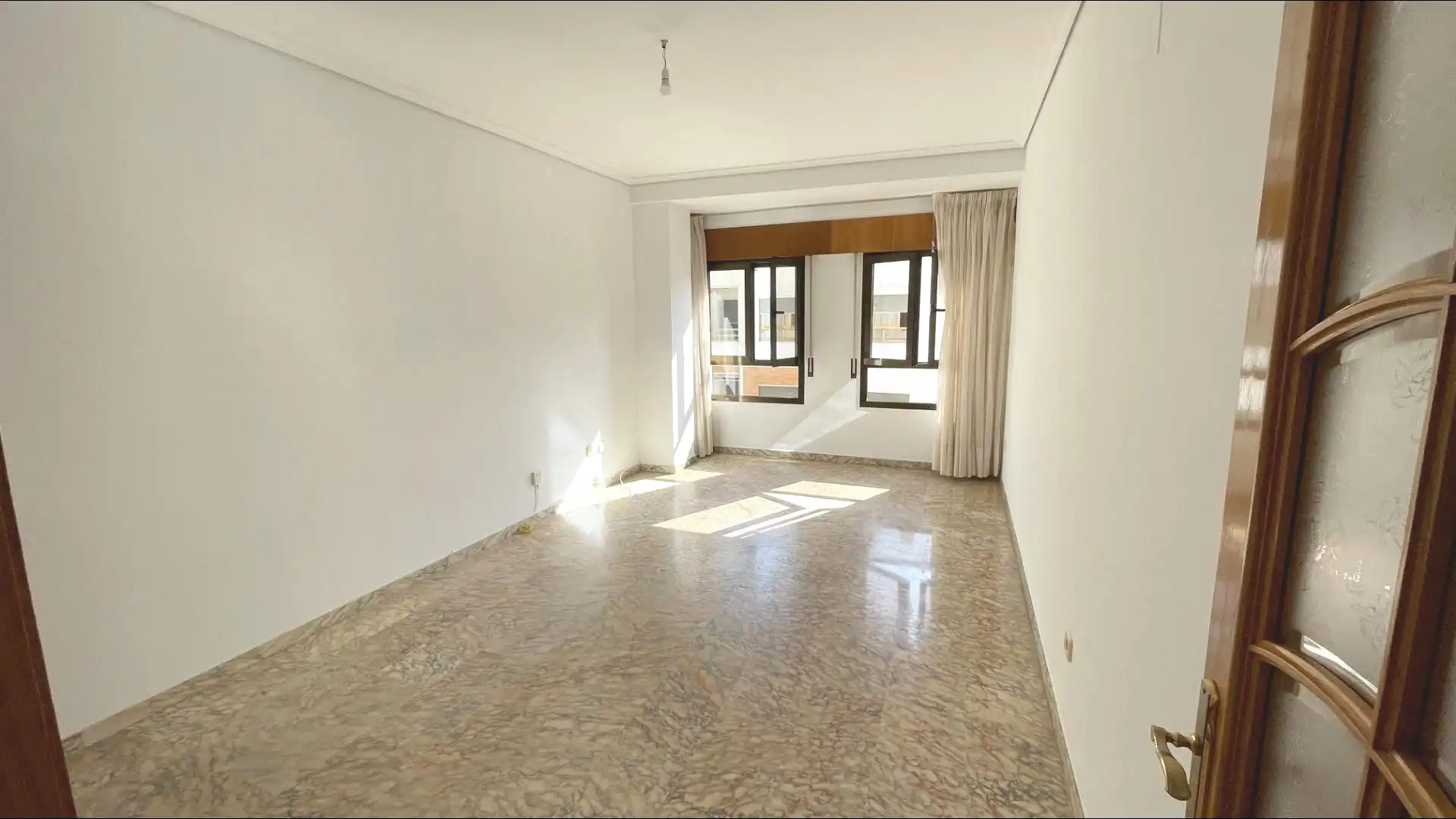 Appartamento con ascensore in affitto a Avenida AMERICA