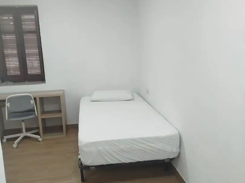 Dormitori de Casa o xalet en venda en Burjassot amb Terrassa