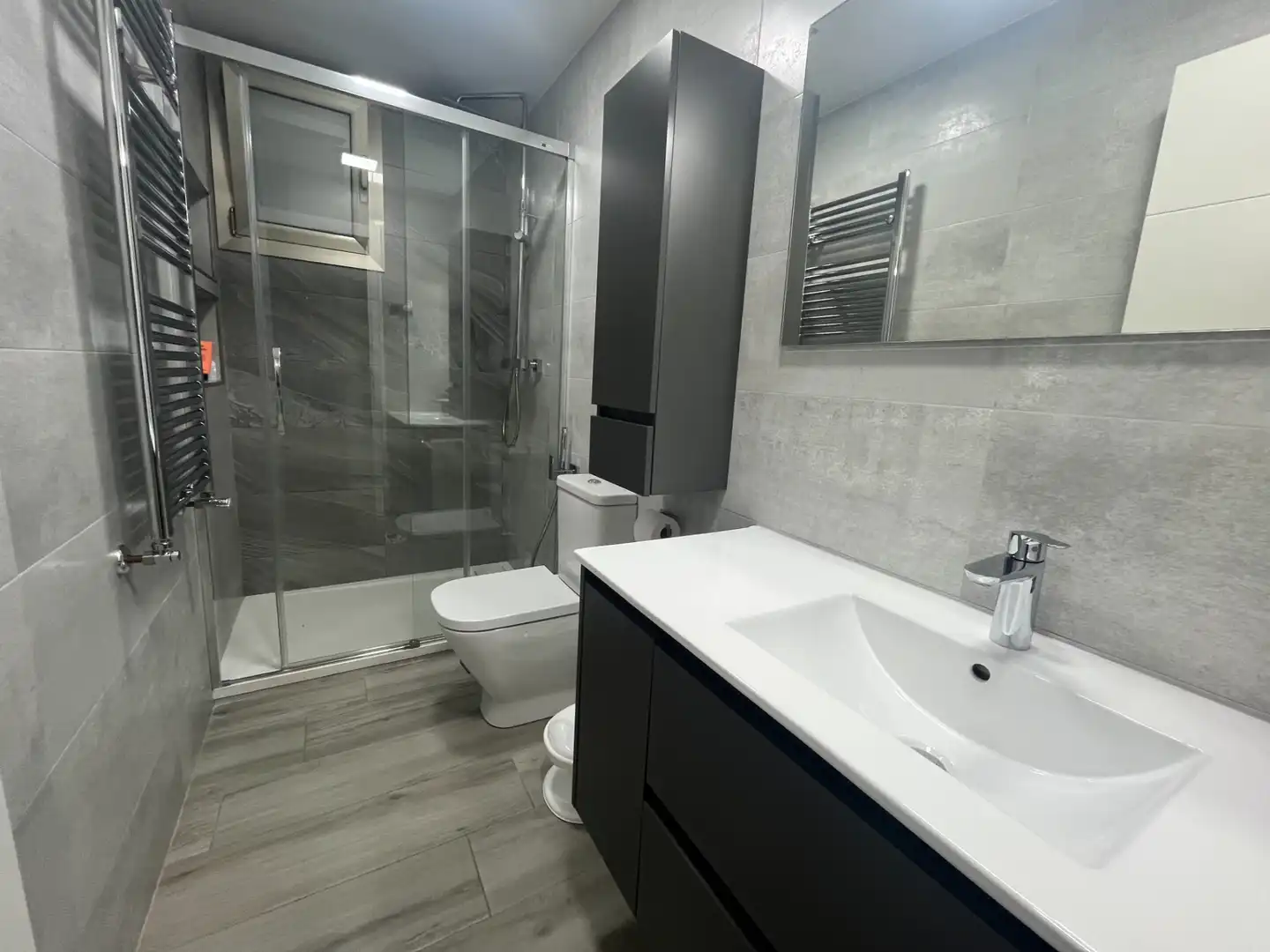 Baño de Piso en venta en Barcelona con Aire acondicionado, Calefacción y Terraza