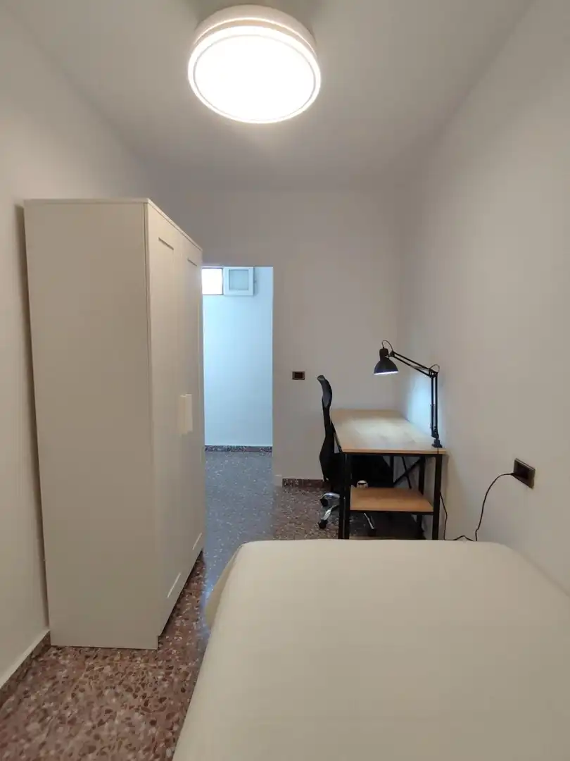 Habitación de Piso de alquiler en Murcia con Aire acondicionado, Calefacción y Amueblado