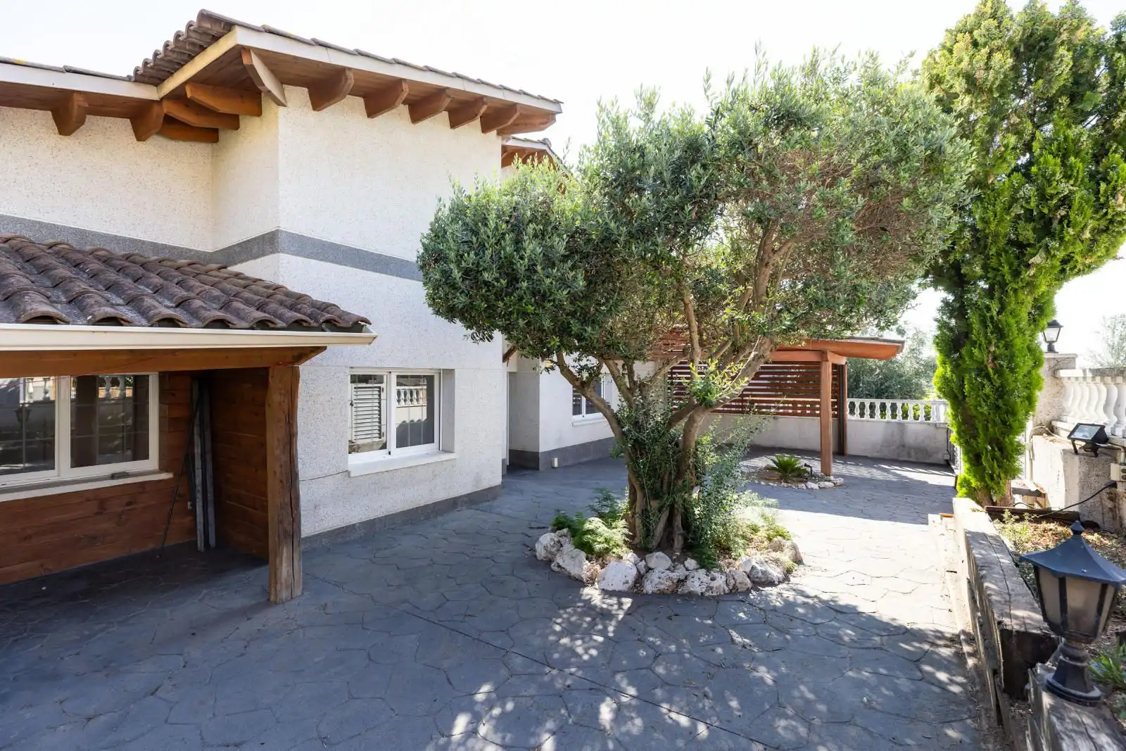 Vista exterior de Casa o xalet en venda en Lliçà d'Amunt amb Aire condicionat, Calefacció i Jardí privat