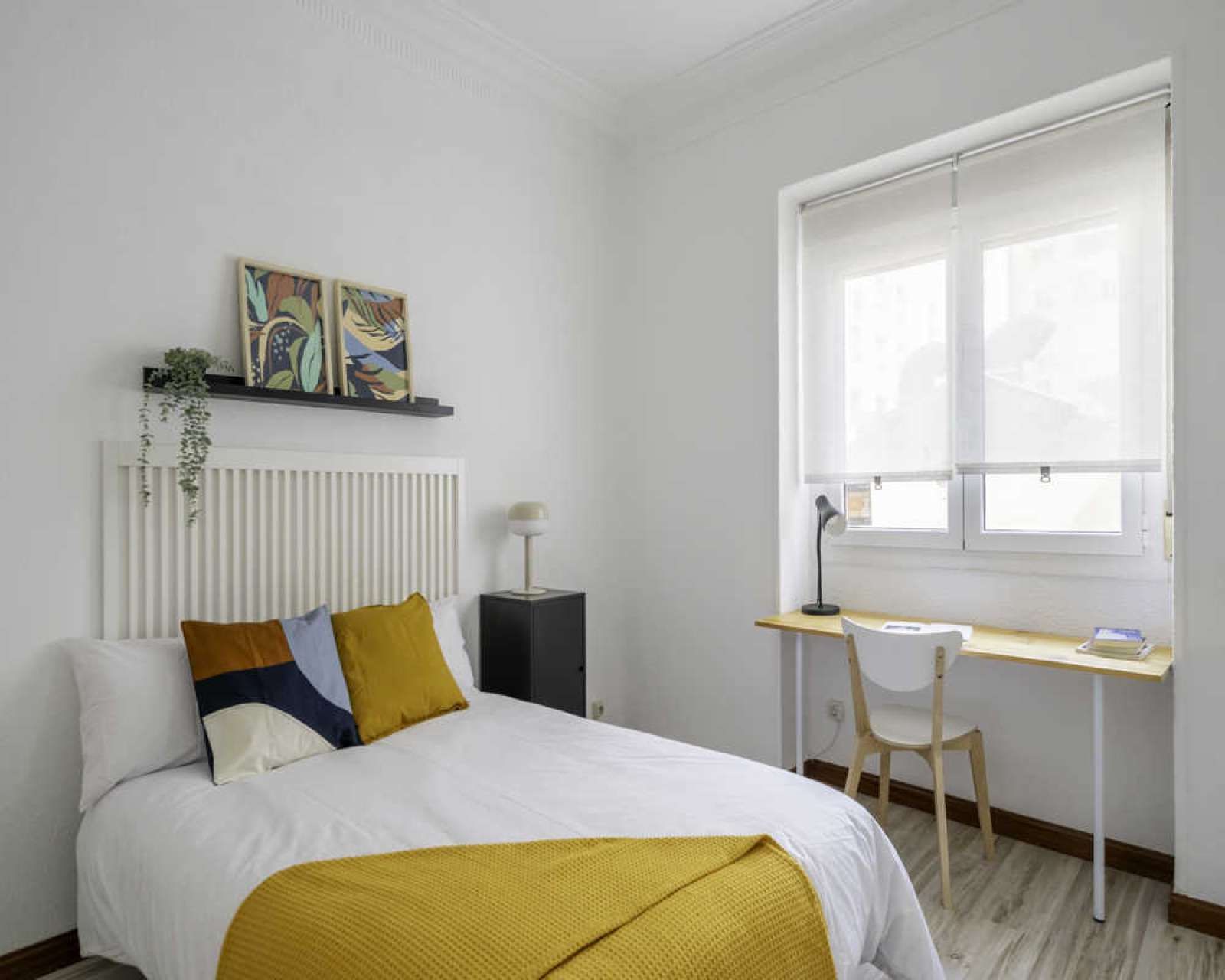 Bedroom of Flat to share in  Madrid Capital  with Air Conditioner, Terrace and Furnished