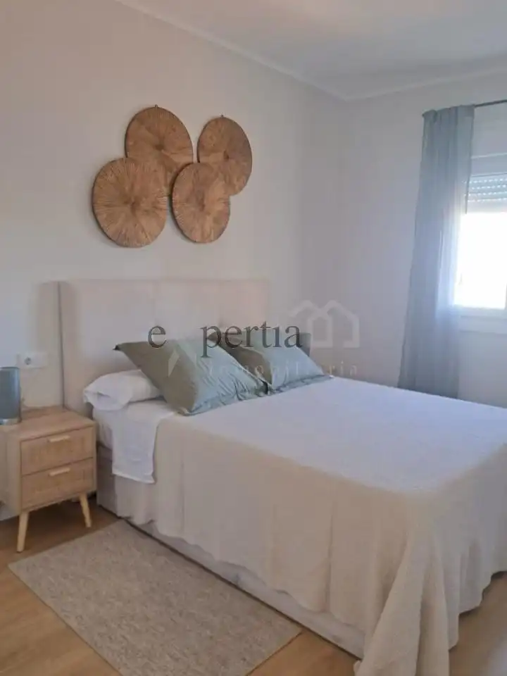 Habitación de Piso de alquiler en A Pobra do Caramiñal con Calefacción y Amueblado