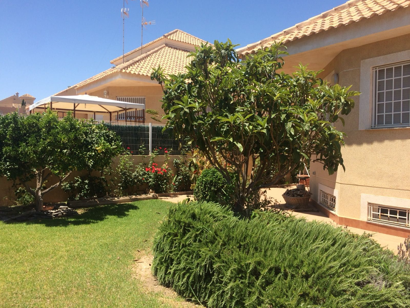 Jardín de Casa o chalet en venta en Cartagena con Aire acondicionado, Calefacción y Jardín privado