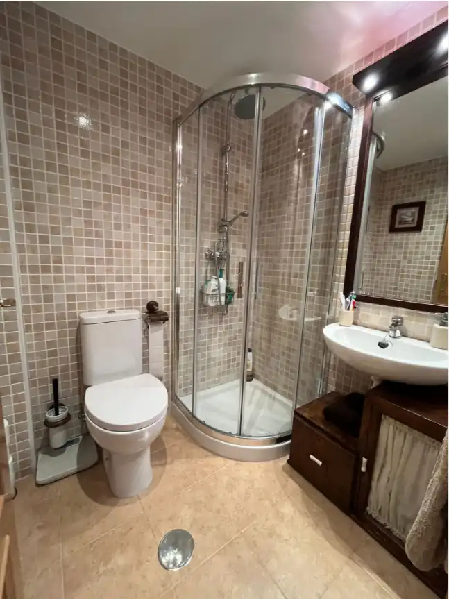 Baño de Piso en venta en Arroyo de la Encomienda con Calefacción, Jardín privado y Terraza