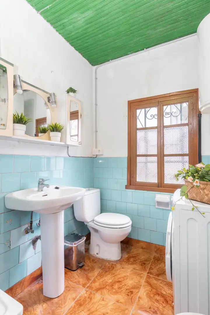 Baño de Casa o chalet en venta en Somiedo con Calefacción y Jardín privado