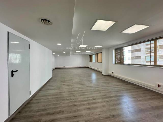 Oficina en Alquiler en CALLE DE JOAQUIM MOLINS, 5 en Barri de les Corts