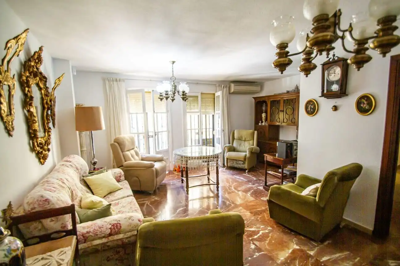 Sala d'estar de Pis en venda en Sevilla amb Aire condicionat i Balcó