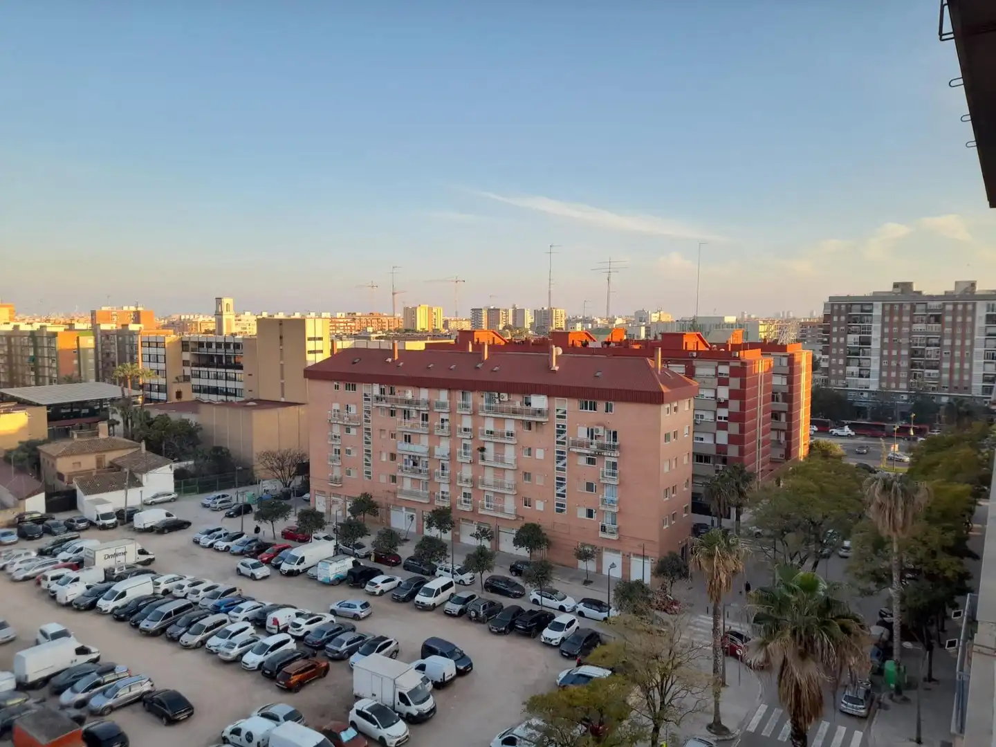 Vista exterior de Piso en venta en Valencia con Aire acondicionado, Terraza y Balcón