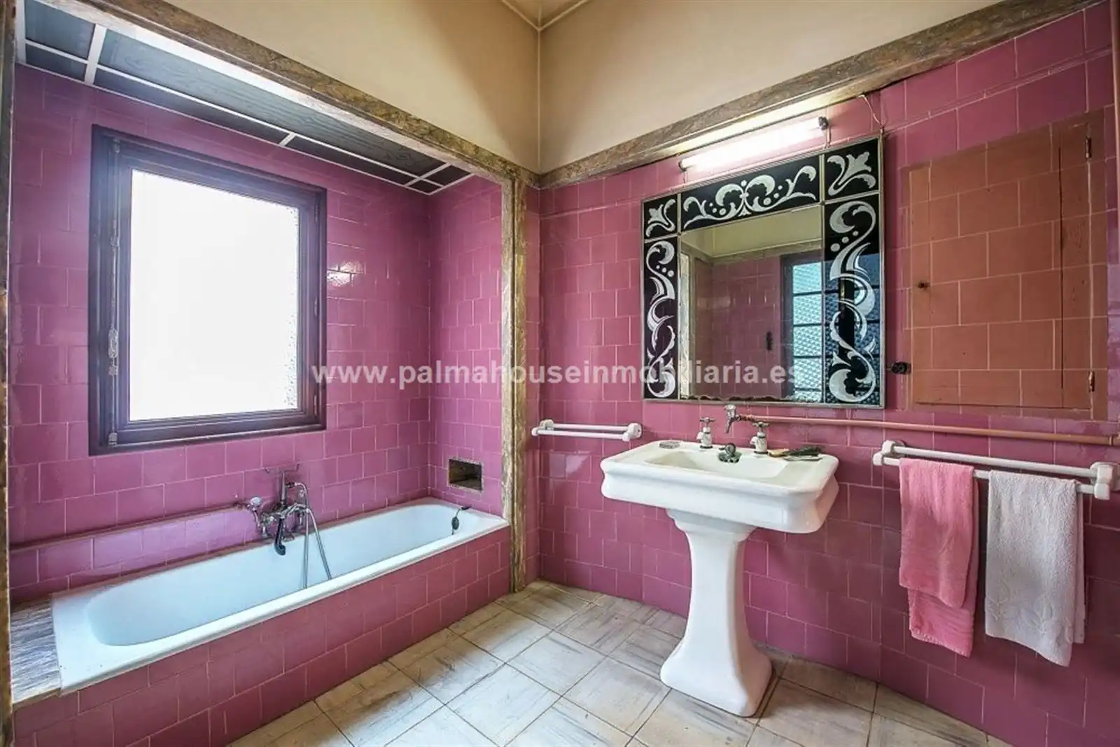 Baño de Casa o chalet en venta en  Palma de Mallorca con Terraza, Trastero y TV
