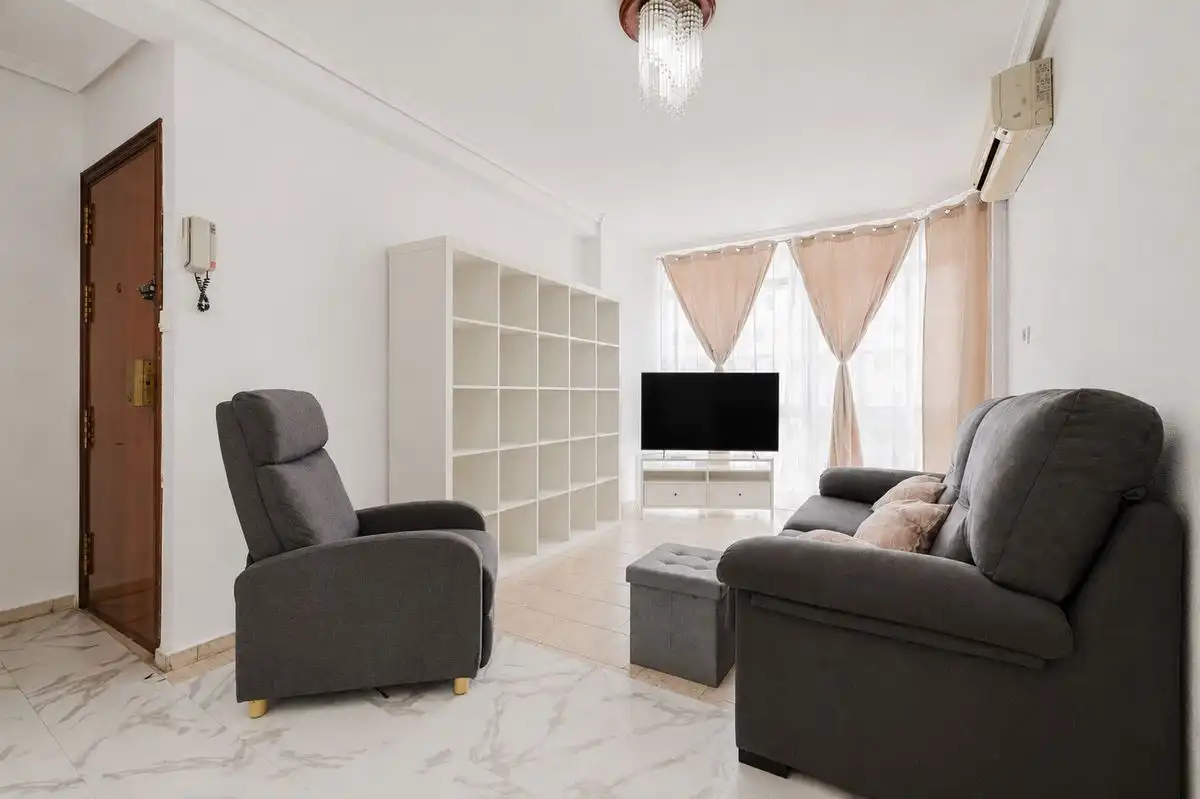 Sala de estar de Piso en venta en Sevilla con Aire acondicionado y Calefacción