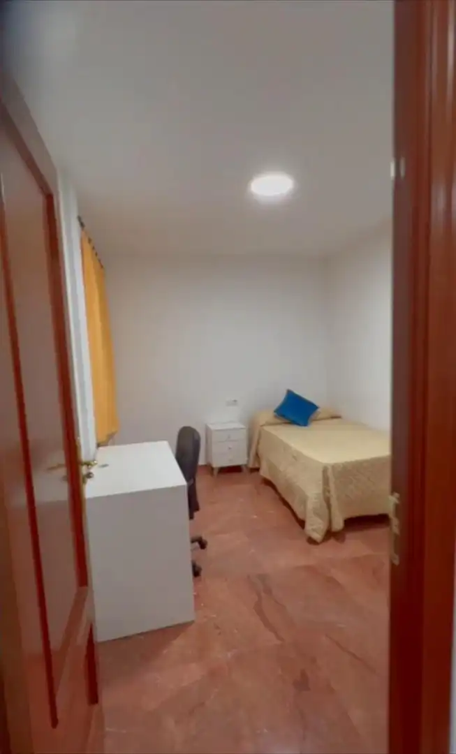 Appartamento con ascensore in affitto a Calle Doctor Azpitarte 12, imagen 12