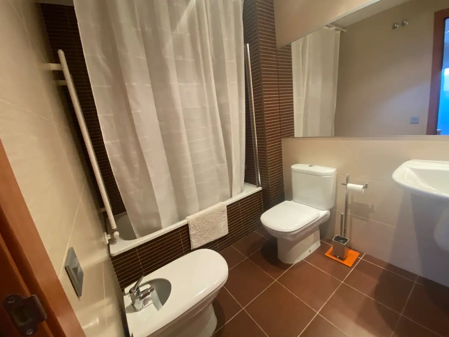 Bany de Apartament en venda en Lleida amb Aire condicionat, Calefacció i Parquet