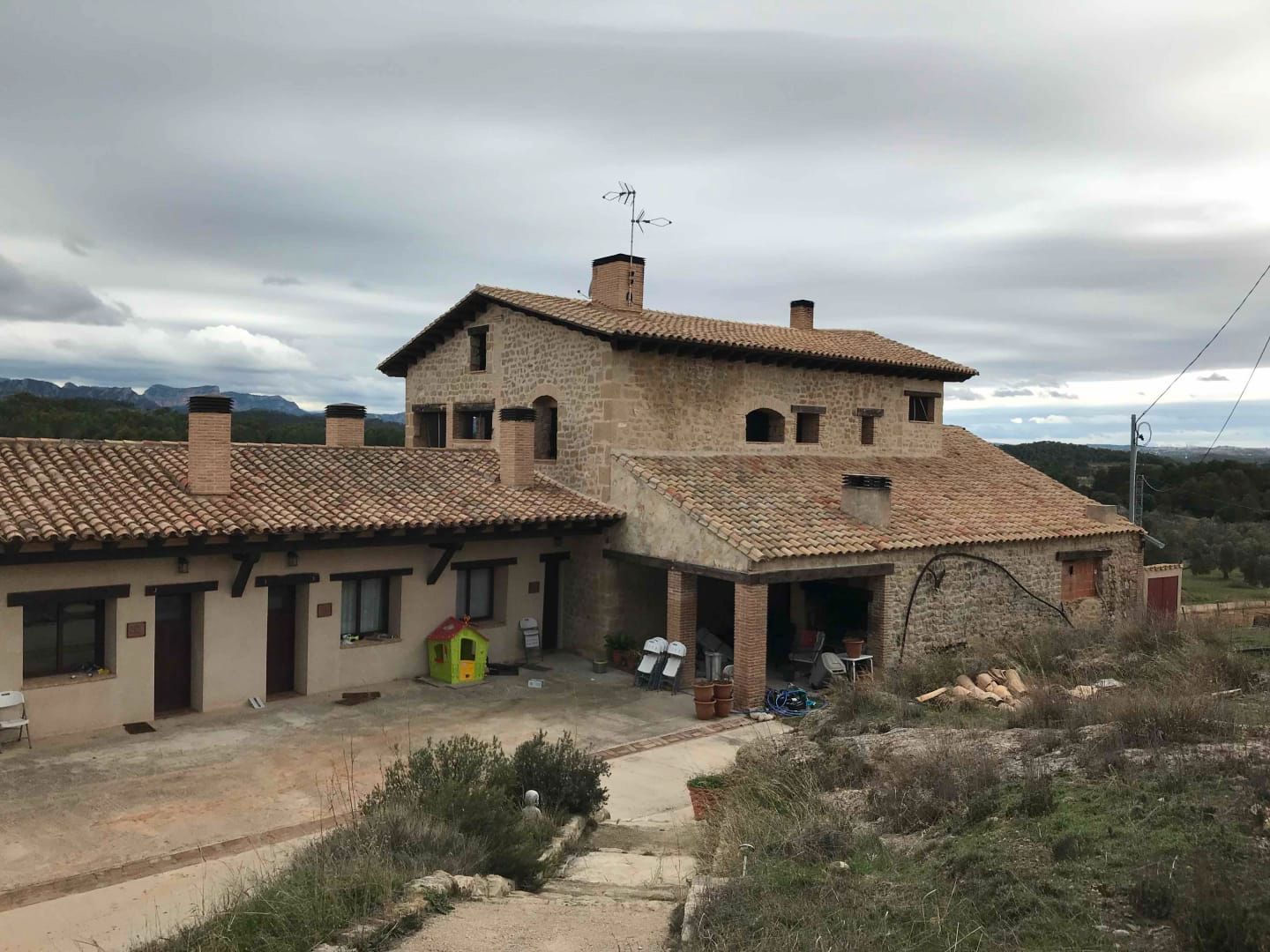 Vista exterior de Edifici en venda en Horta de Sant Joan