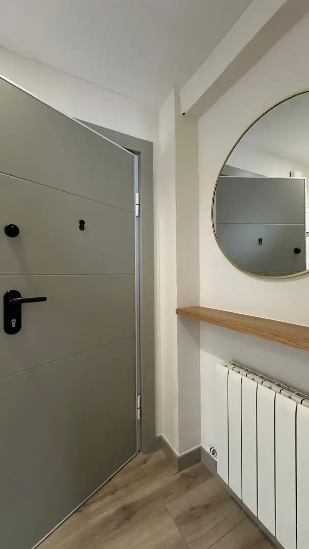Baño de Piso en venta en Burgos con Calefacción, Parquet y Amueblado