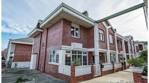 Foto 2 de Casa adosada en venda a Alisal - San Román, Cantabria