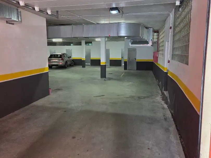 Parking de Garaje de alquiler en Poio