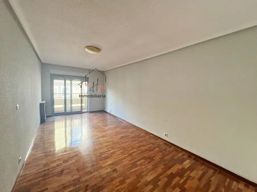Piso de alquiler en Gil de Ontañón, Labradores, Chinchibarra - Capuchinos