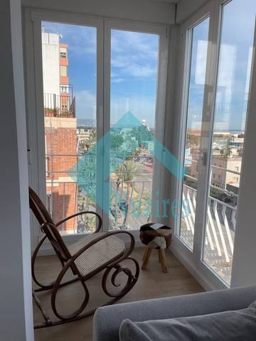 Piso en Alquiler en Plaça de la Mare de Déu del Carme en El Grao