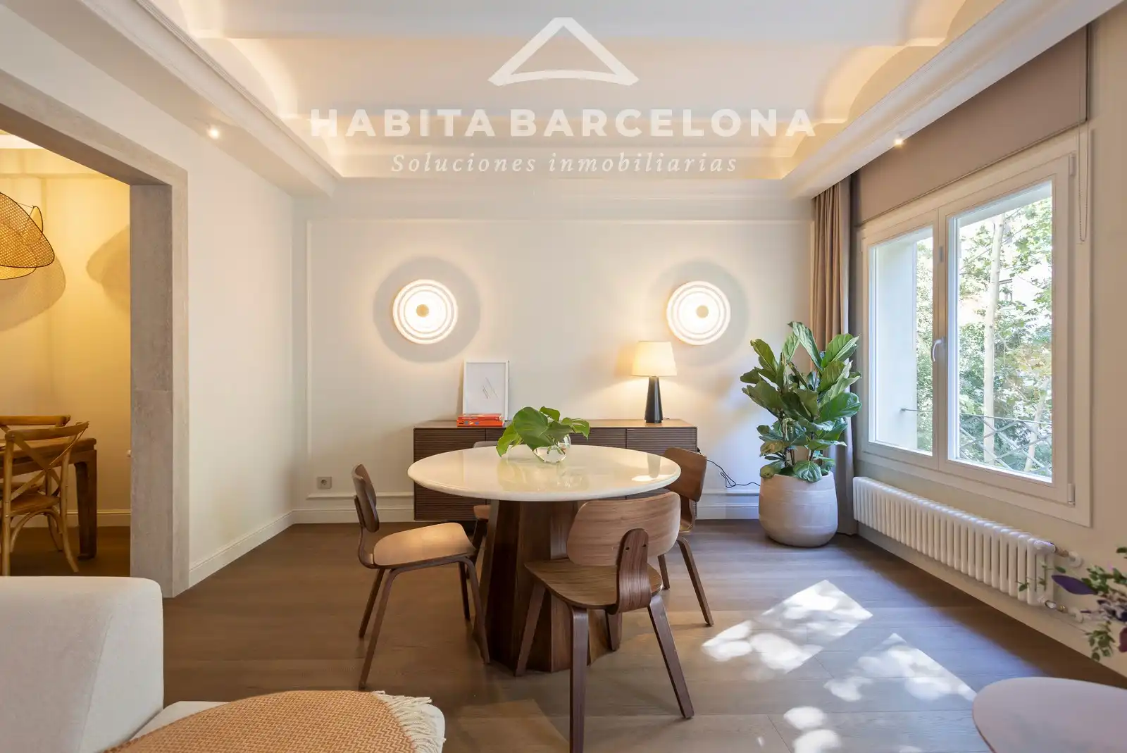 Comedor de Piso de alquiler en Barcelona con Aire acondicionado, Calefacción y Parquet