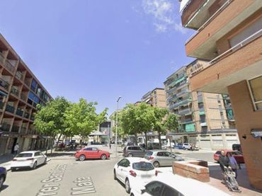 Pis amb balcó en venda a TRINITARIS