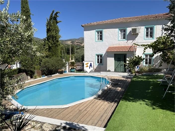Country house for sale in Algarinejo