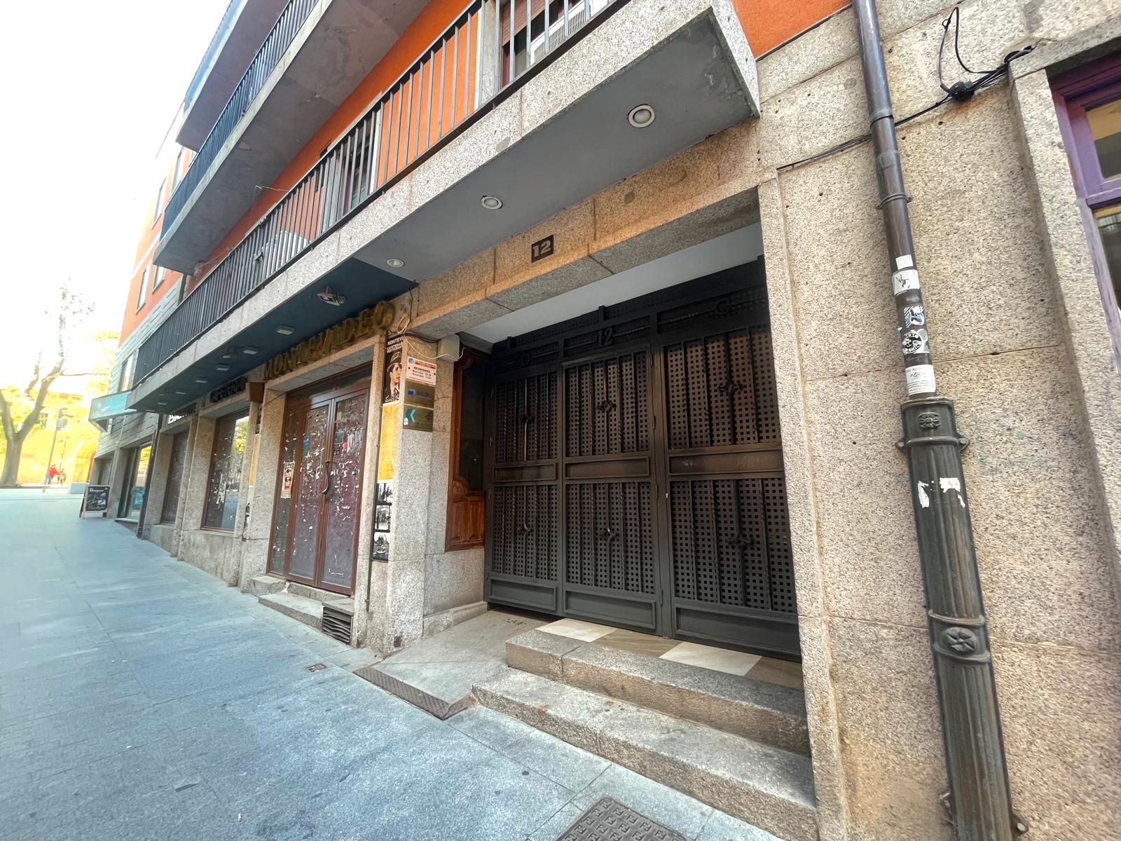 Exterior view of Attic for sale in Ávila Capital  with Storage room and Furnished