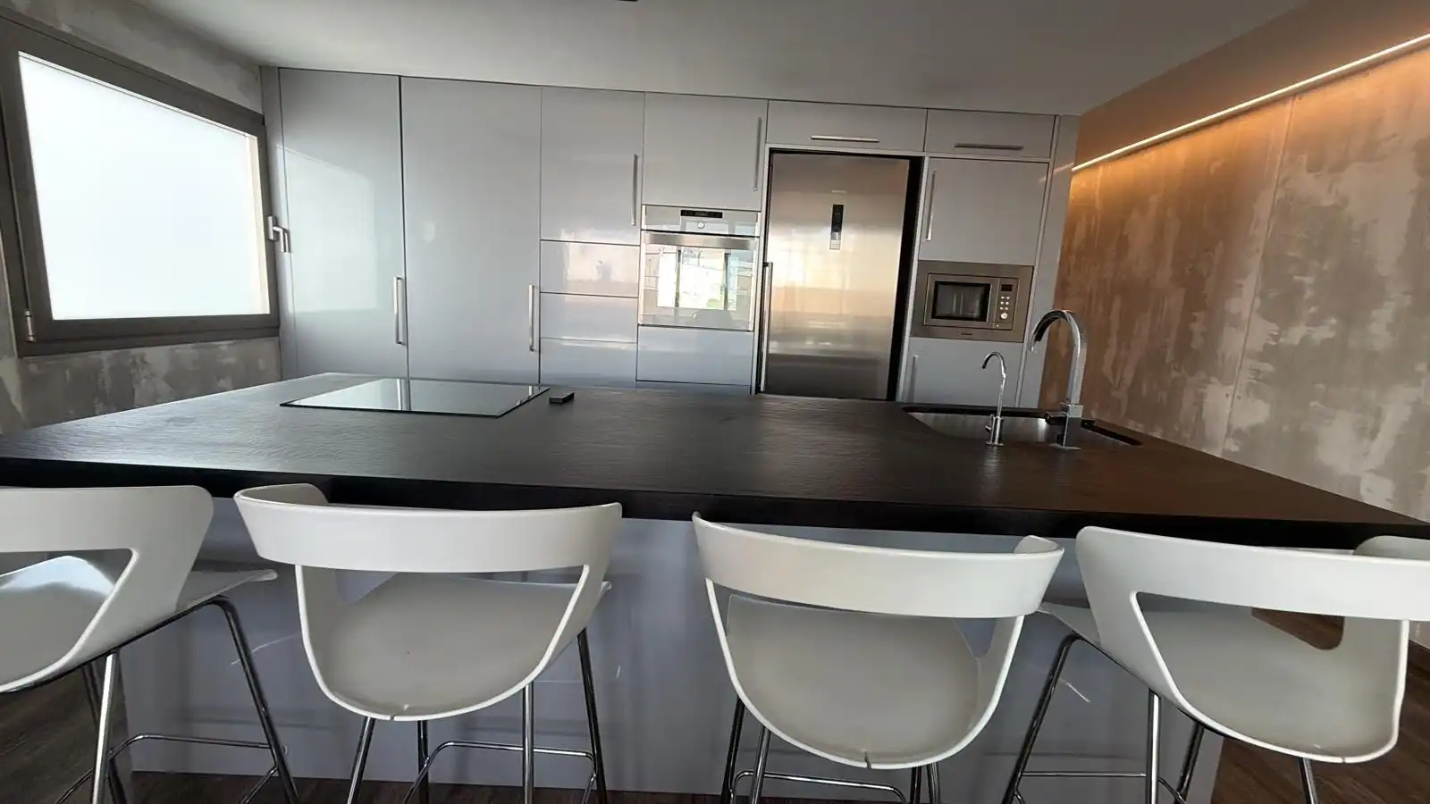 Cocina de Ático en venta en Elche / Elx con Aire acondicionado, Terraza y Amueblado